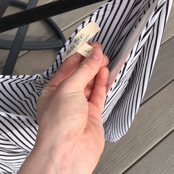 Striped romper - Picture 4 of 4